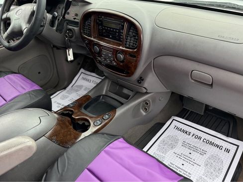 Used 2002 Toyota Sequoia Limited image 14