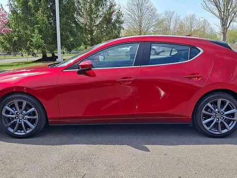 Used 2020 MAZDA MAZDA3 AWD Hatchback w/ Preferred Pkg image 5