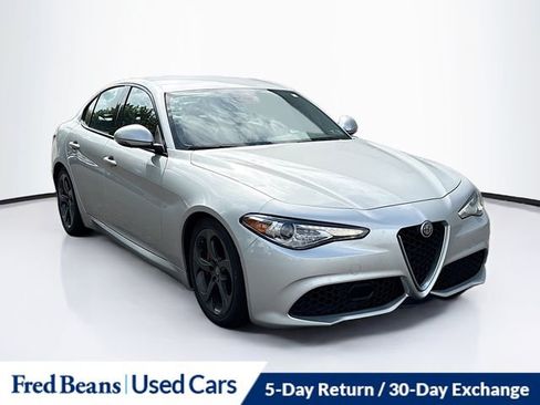 Used 2017 Alfa Romeo Giulia w/ Sport Appearance Package RWD image 1