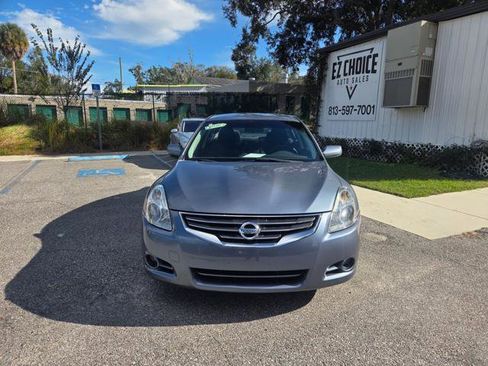 Used 2011 Nissan Altima 2.5 S w/ Special Edition Pkg image 13