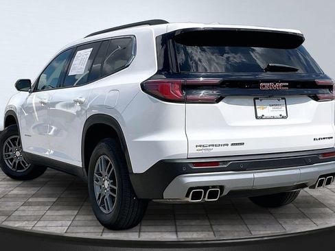 Used 2025 GMC Acadia Elevation AWD/4WD image 13