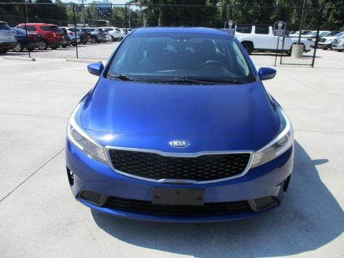 Used 2017 Kia Forte LX FWD image 18