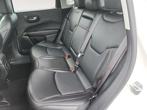 Used 2019 Jeep Compass Limited AWD/4WD image 14