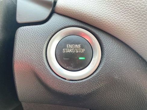 Used 2020 Chevrolet Equinox LS FWD image 8