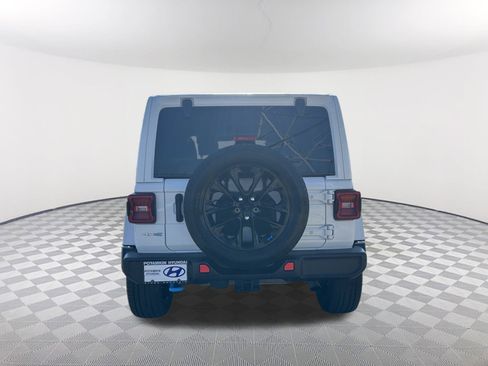 Used 2023 Jeep Wrangler Sahara w/ Cold Weather Group image 8