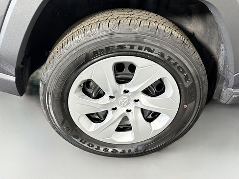 Used 2024 Toyota RAV4 LE image 32