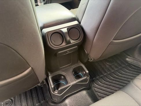 Used 2022 Jeep Gladiator Sport AWD/4WD image 27