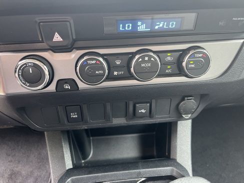 Used 2023 Toyota Tacoma SR AWD/4WD image 20