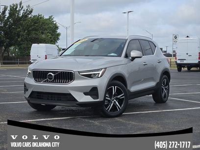 Certified 2025 Volvo XC40 B5 Core