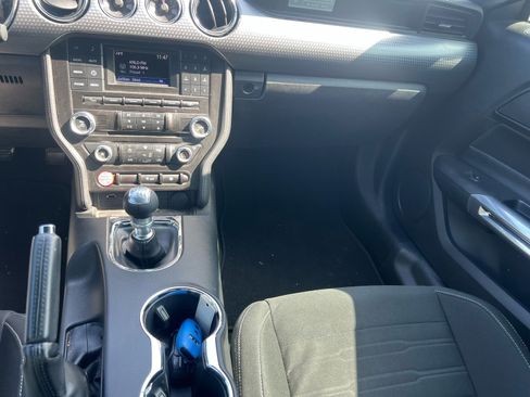 Used 2016 Ford Mustang GT w/ GT Performance Package image 30