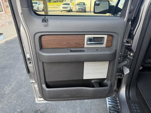 Used 2014 Ford F150 Lariat w/ Equipment Group 502A Luxury image 16