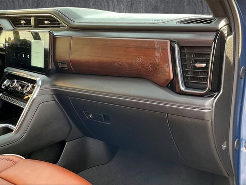 Used 2024 GMC Sierra 1500 Denali Ultimate image 27
