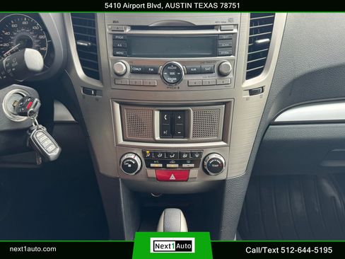 Used 2010 Subaru Outback 2.5i Premium AWD/4WD image 23