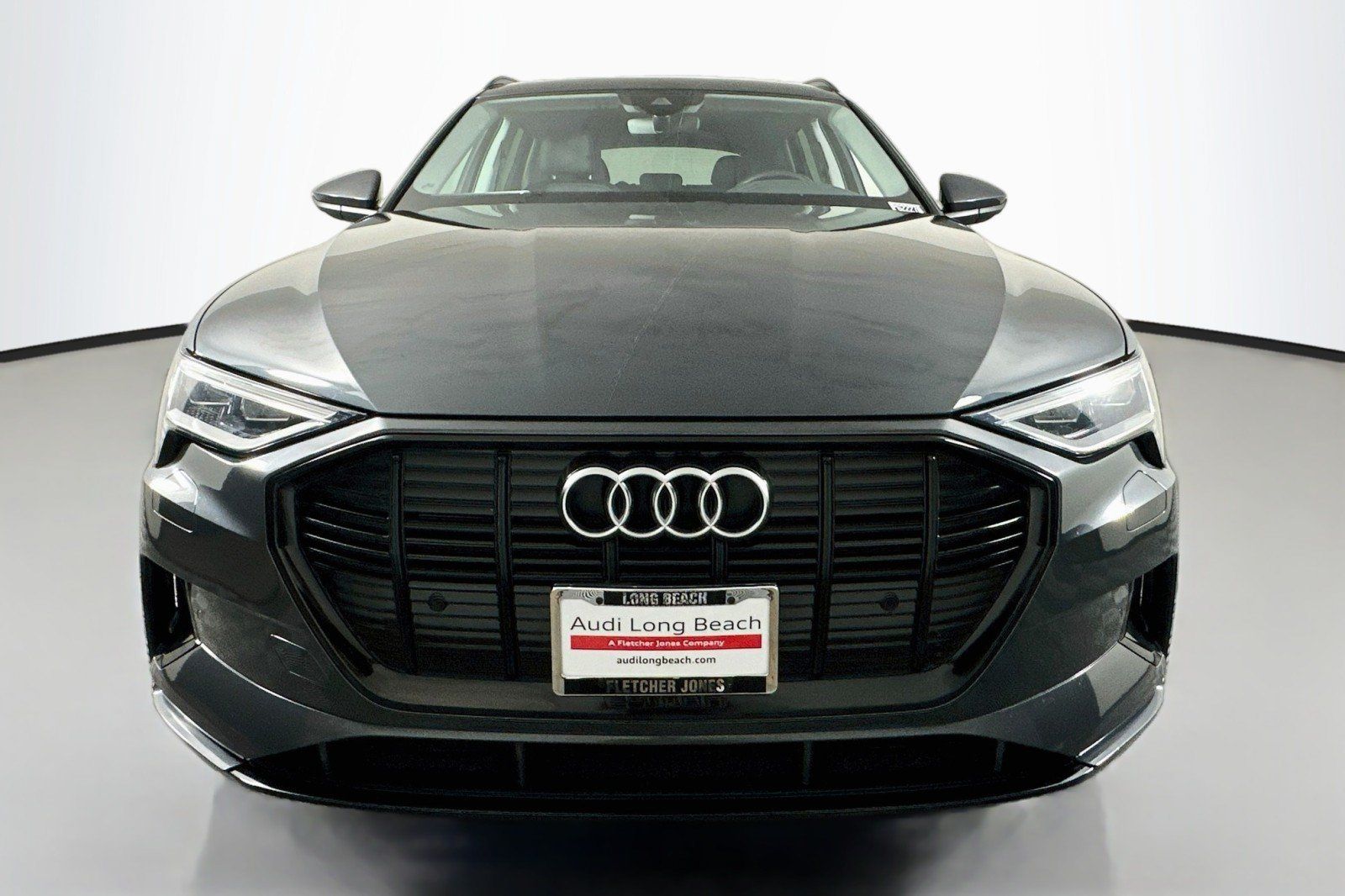 Used 2021 Audi e-tron Premium w/ Black Optic Package AWD/4WD image 2