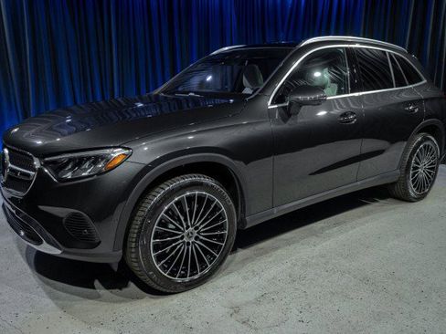 New 2026 Mercedes-Benz GLC 300 image 1