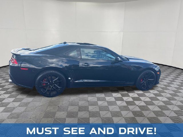 Used 2015 Chevrolet Camaro SS w/ SS Performance Package RWD image 7