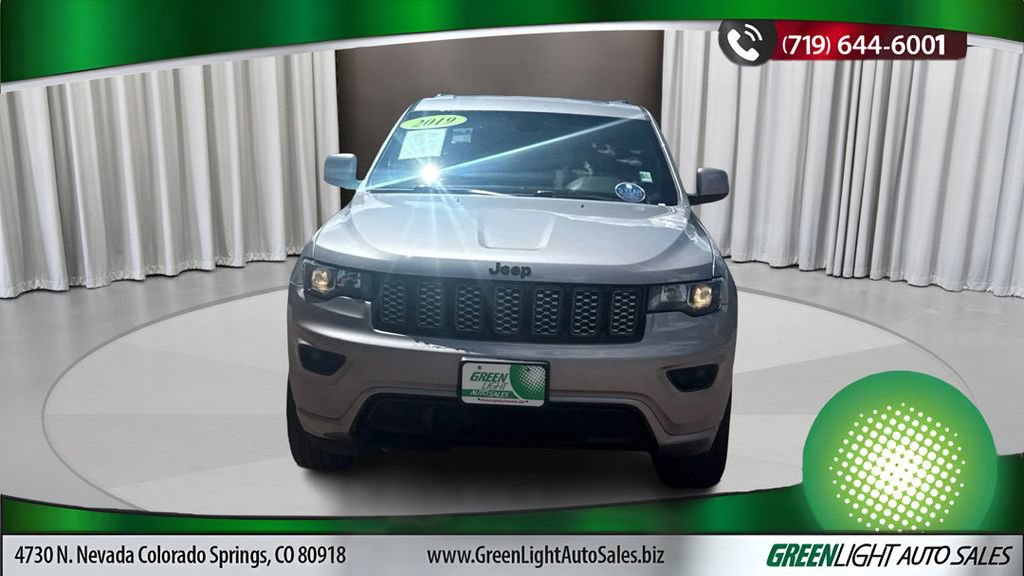 Used 2019 Jeep Grand Cherokee Altitude AWD/4WD image 8