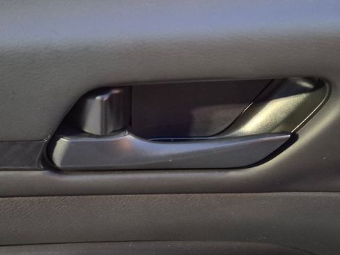 Used 2023 Nissan Altima 2.5 S FWD image 11