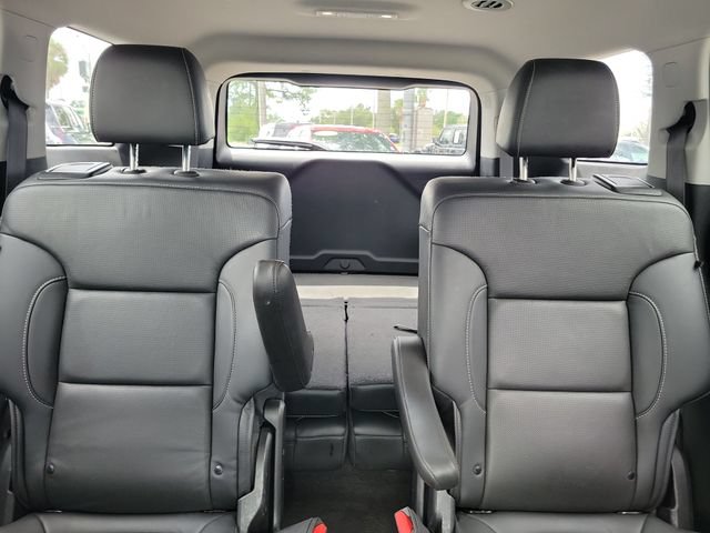 Certified 2023 GMC Acadia SLT FWD image 16
