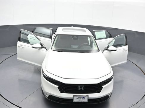 Used 2024 Honda Accord EX image 45