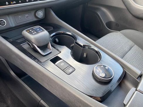 Used 2021 Nissan Rogue S image 11