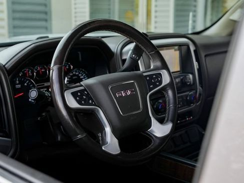 Used 2018 GMC Sierra 1500 SLT AWD/4WD image 27