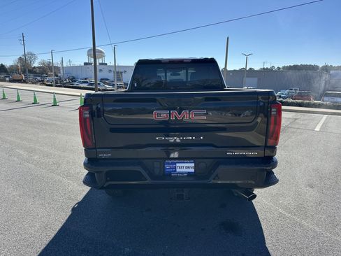 Certified 2024 GMC Sierra 2500 Denali image 7