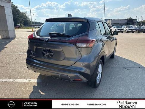 Certified 2025 Nissan Kicks Play S image 7