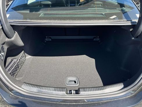 Used 2025 Mercedes-Benz C 300 Sedan image 6