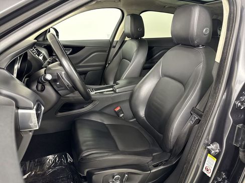 Used 2020 Jaguar F-PACE Premium AWD/4WD image 5