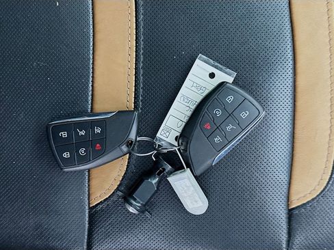 Used 2021 GMC Yukon AT4 w/ AT4 Premium Plus Package AWD/4WD image 36