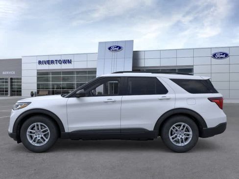 New 2026 Ford Explorer Active w/ Active Comfort Package RWD image 3