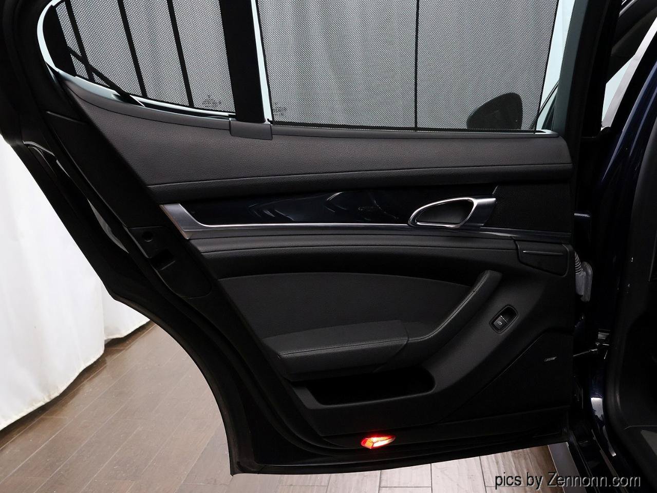 Used 2012 Porsche Panamera 4 image 29