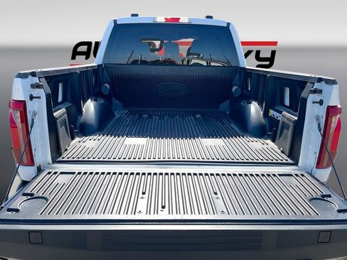 Used 2024 Ford F150 XLT AWD/4WD image 24