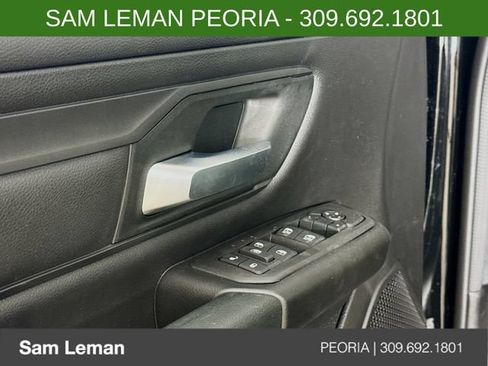 New 2026 RAM 1500 Express AWD/4WD image 17