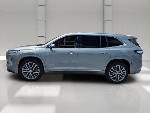 Used 2026 Buick Enclave Avenir w/ Super Cruise Package FWD image 2