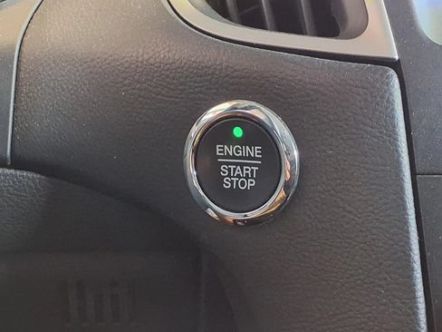Used 2020 Ford Edge SEL FWD image 24