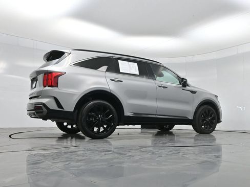 Used 2022 Kia Sorento SX AWD/4WD image 56