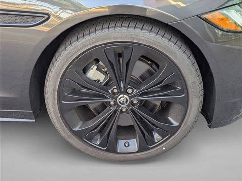 New 2024 Jaguar XF R-Dynamic SE AWD/4WD image 9