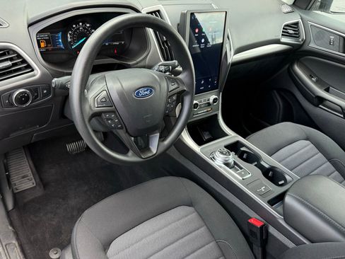 Used 2024 Ford Edge SE AWD/4WD image 14