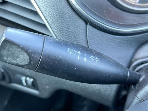 Used 2019 Jeep Cherokee Latitude w/ Popular Appearance Group image 26