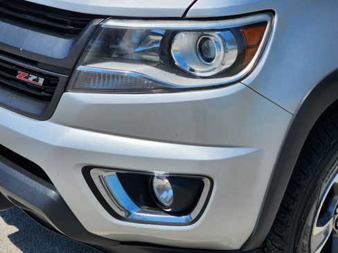 Used 2019 Chevrolet Colorado Z71 RWD image 25