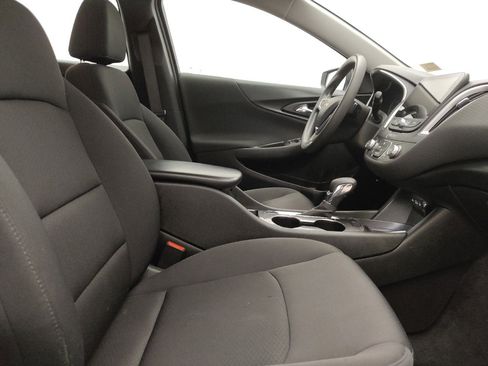 Used 2022 Chevrolet Malibu LS FWD image 21