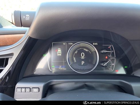Used 2025 Lexus ES 300h w/ Premium Package FWD image 24