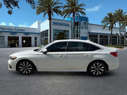 Used 2024 Honda Civic EX image 5