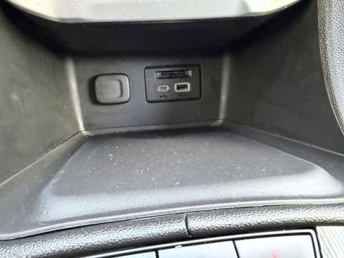 Used 2023 GMC Acadia SLT w/ Elevation Edition AWD/4WD image 27