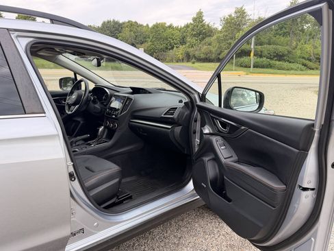 Used 2019 Subaru Crosstrek 2.0i Limited w/ Moonroof Package w/Navigation AWD/4WD image 32