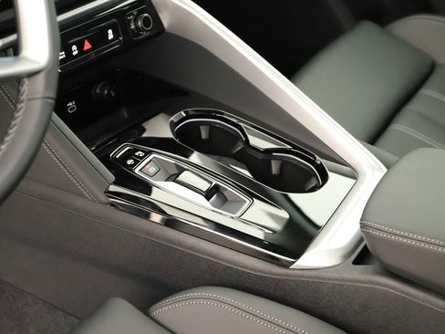 New 2025 Audi Q5 Premium Plus AWD/4WD image 17
