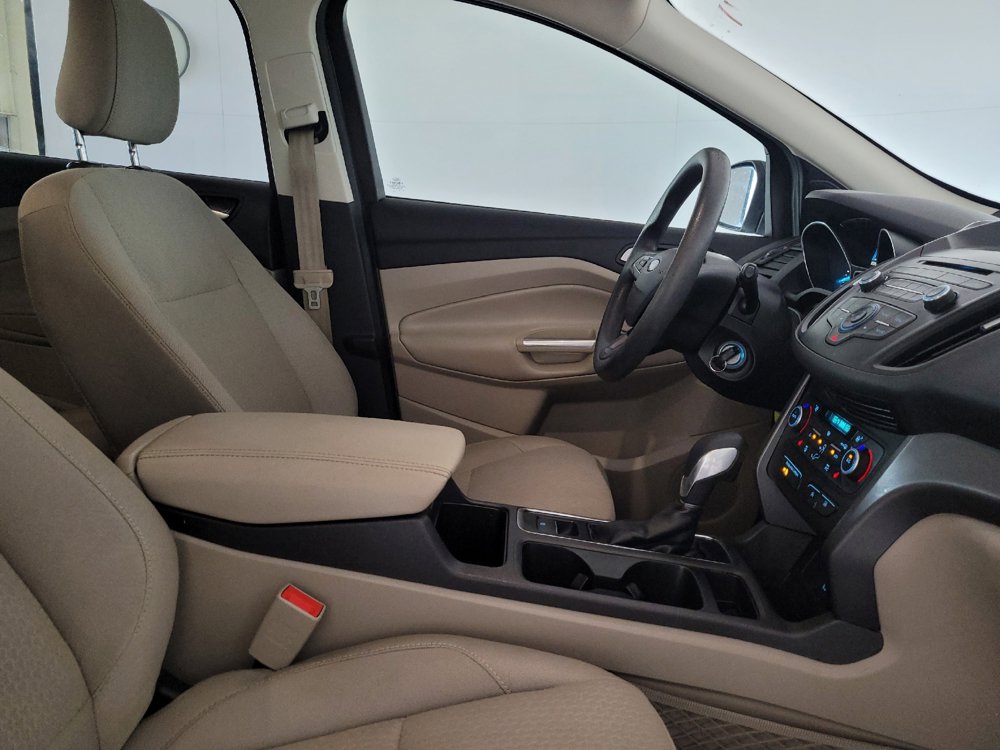 Used 2018 Ford Escape SE w/ Ford Safe & Smart Package FWD image 21