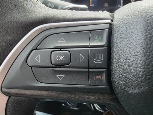 New 2025 Jeep Grand Cherokee L Limited w/ Trailer Tow Package image 15